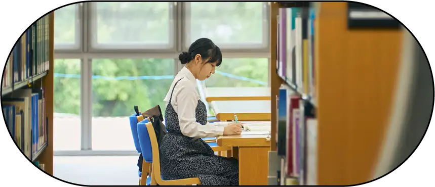 静かな図書館で司書資格の勉強